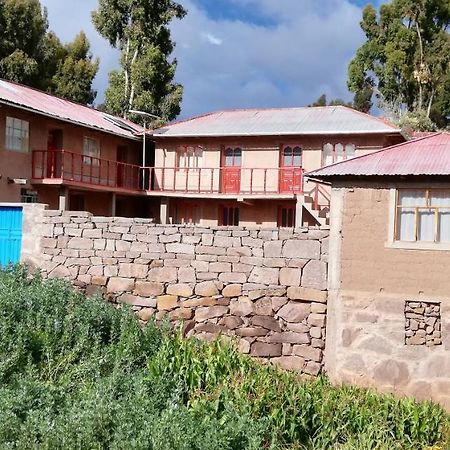 Huillanopampa Taquile Hospedaje Mario المظهر الخارجي الصورة